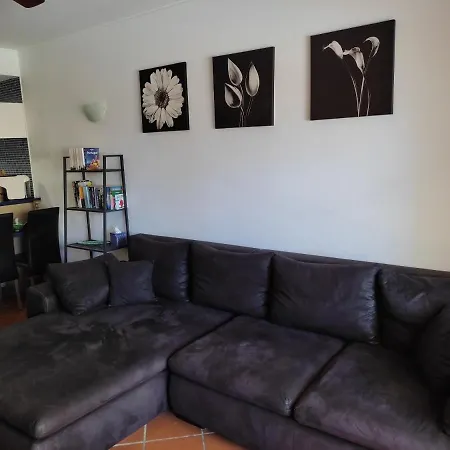 1b Terrace B - Casas & Papeis * Armação de Pêra