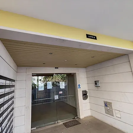 1b Terrace B - Casas & Papeis * Armação de Pêra