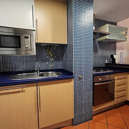 1b Terrace B - Casas & Papeis * Armação de Pêra