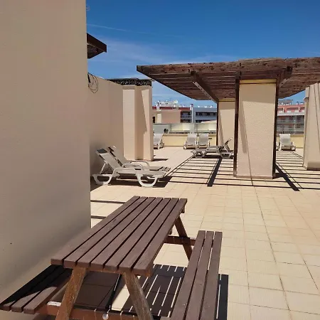 1b Terrace B - Casas & Papeis
